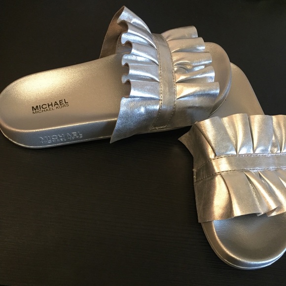 MICHAEL Michael Kors Shoes - NEW Michael Kors Silver Bella Sport Slides